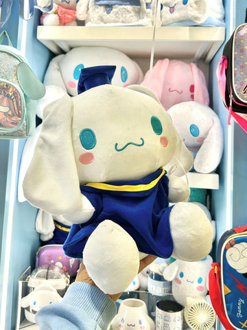 Cinnamoroll Graduado