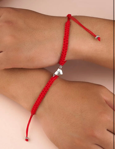 Pulsera hilo rojo